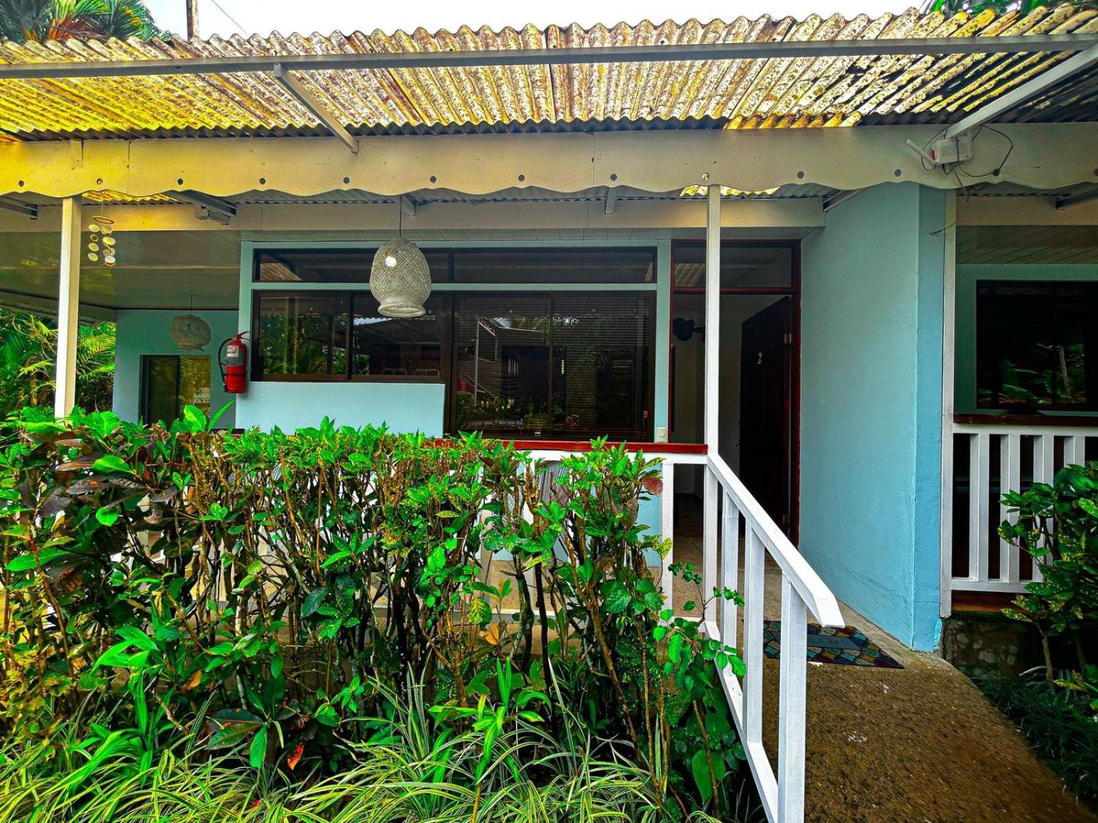 Cabinas Ole Caribe Puerto Viejo de Talamanca Exterior photo